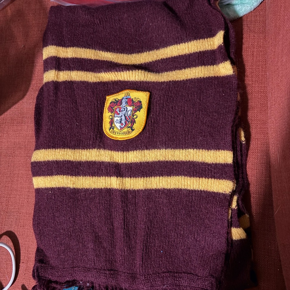 Harry Potter Gryffindor Maroon and Yellow Scarf with Crest